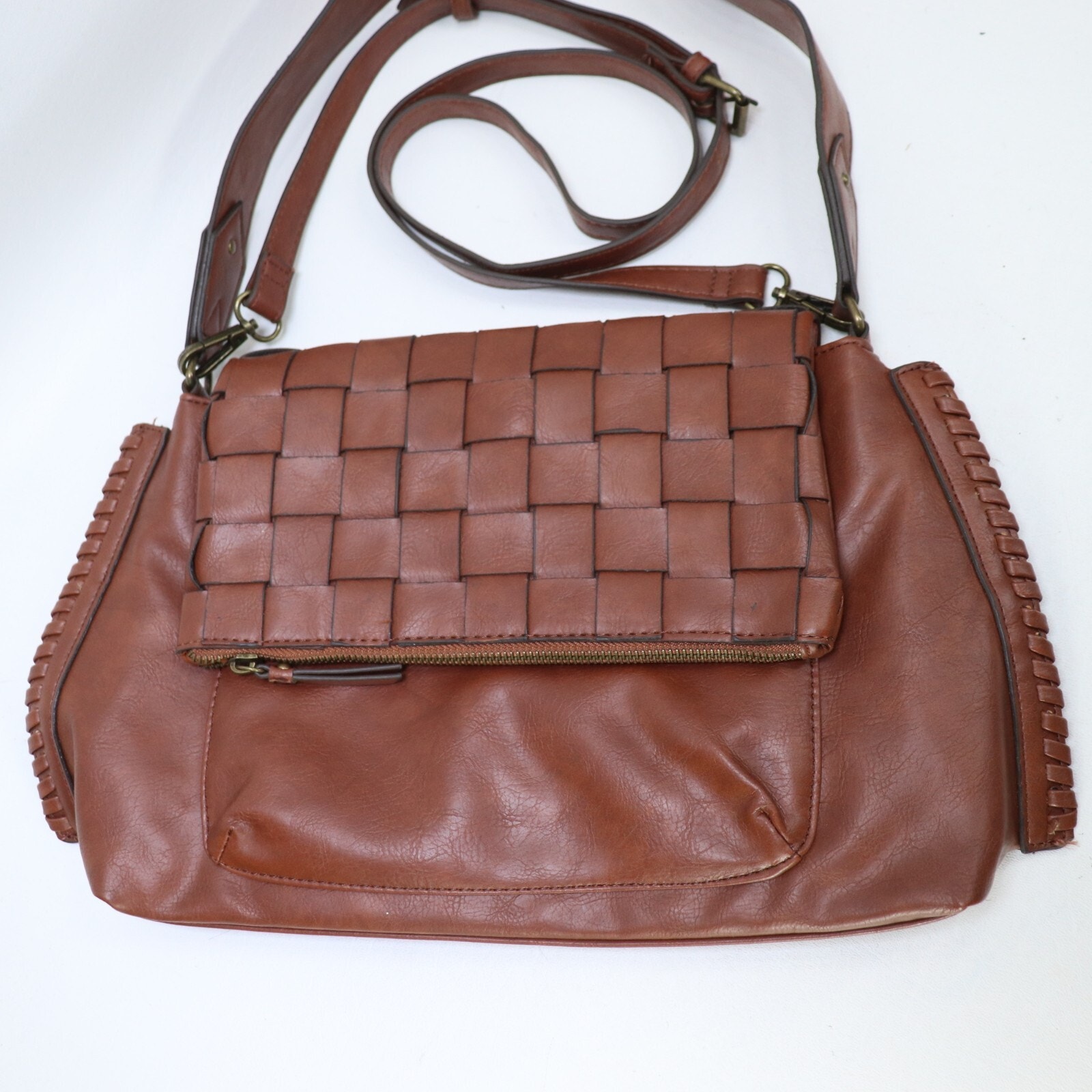 Walmart Crossbody Handbag Medium Brown Faux Pebble Leather Lined Shoulder Bag — image 2 of 8